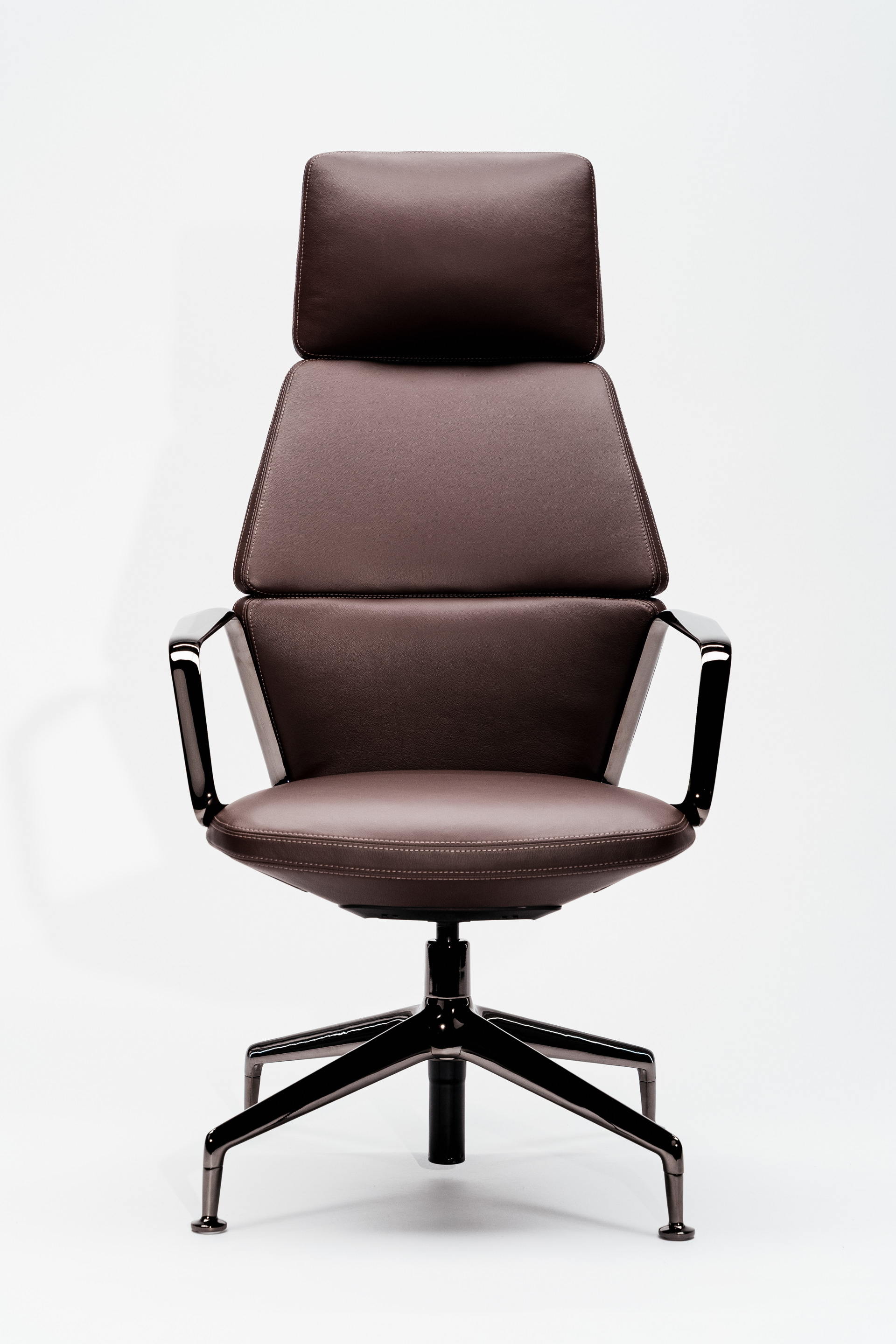 brunner_ray_executive_9286_13