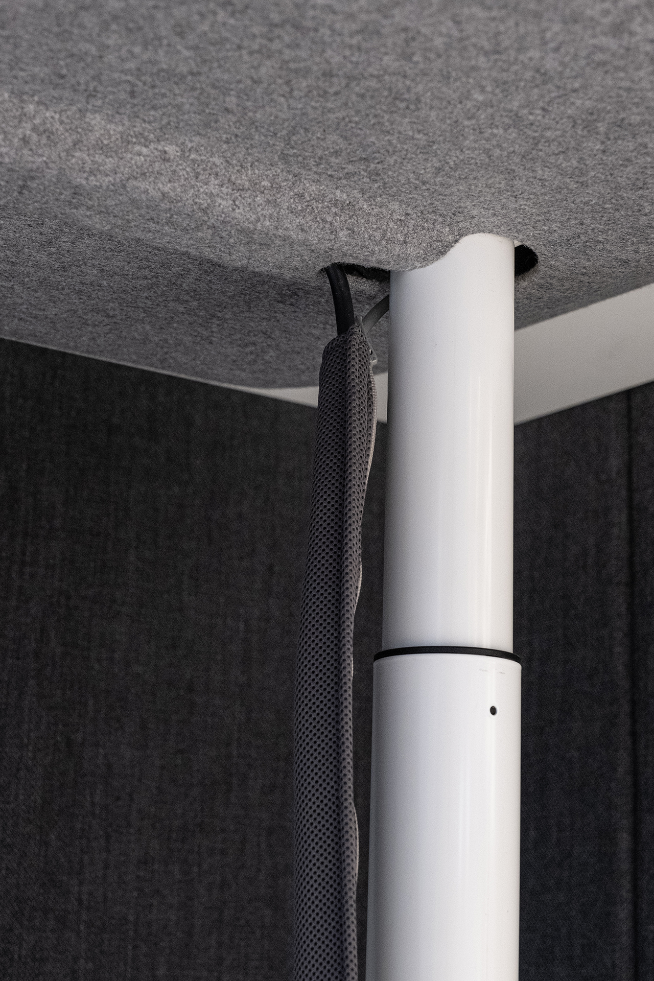 Brunner_Kabelschlauch_Gewebe_lift_7882_HD